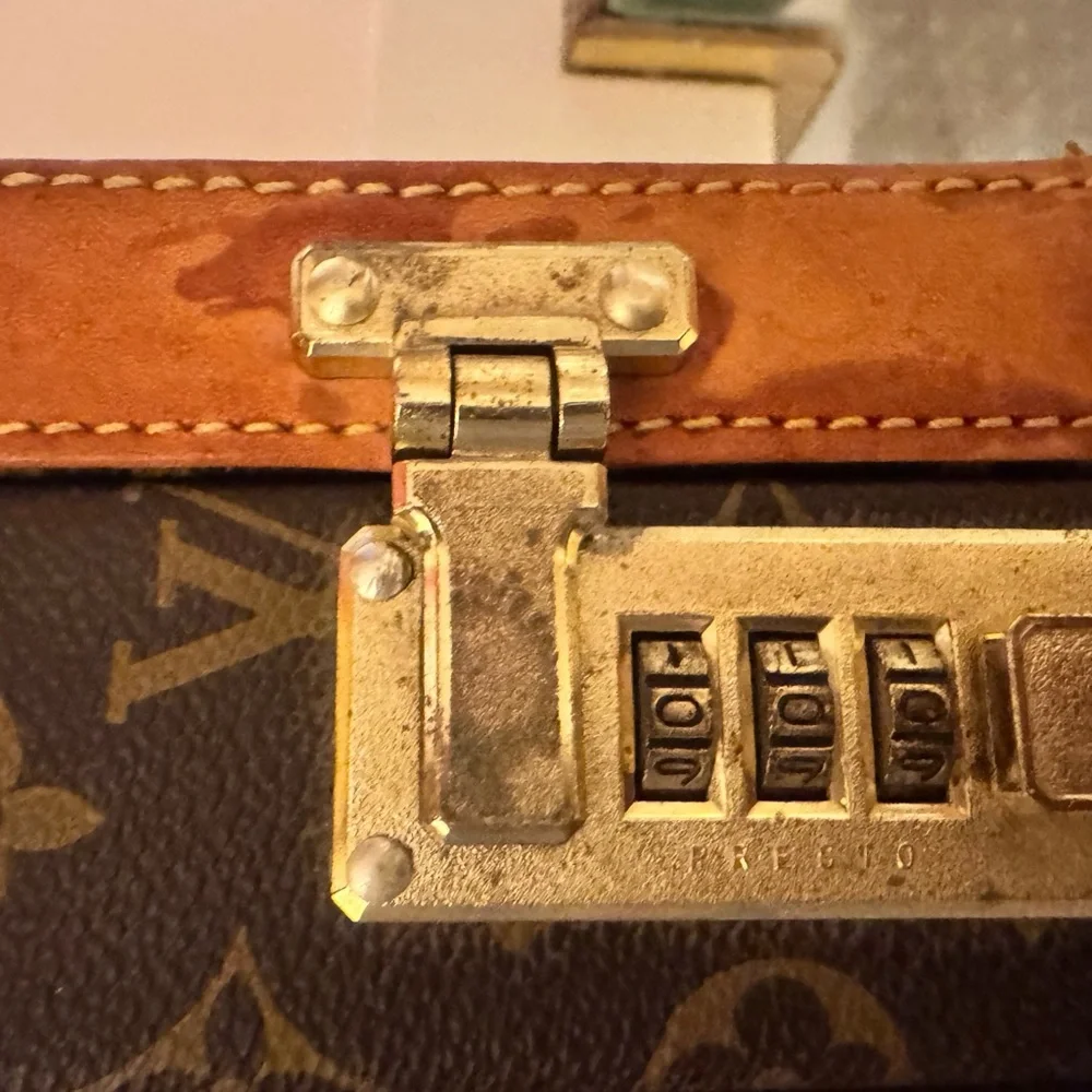 Louis Vuitton Brown and Tan Monogram Briefcase